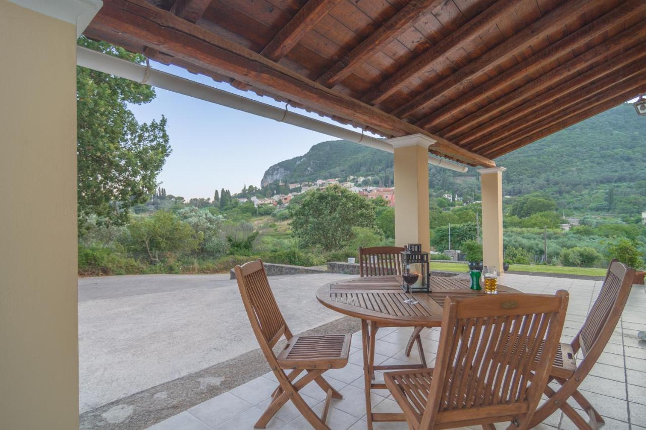 Villa Alexakis Doukades Exterior photo